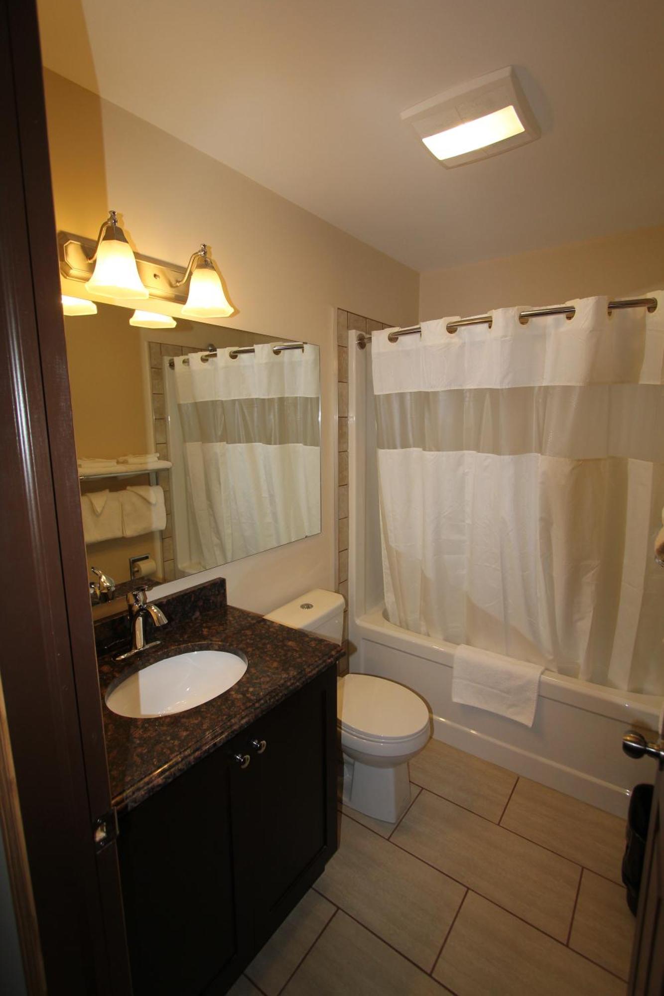 Masterson'S Motel Greater Napanee Room photo