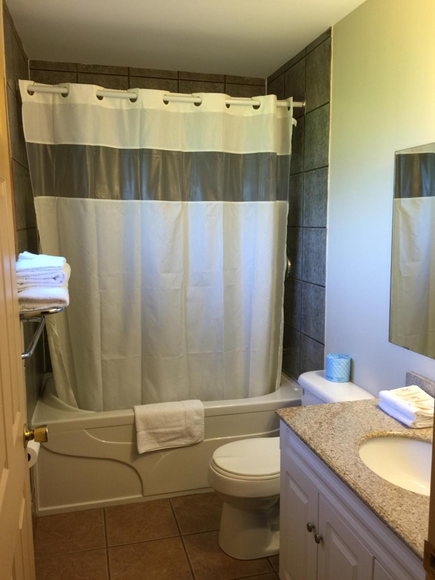 Masterson'S Motel Greater Napanee Room photo